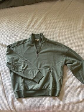 Women’s Quarter-Zip Pullover Sweatshirt - Olive Green